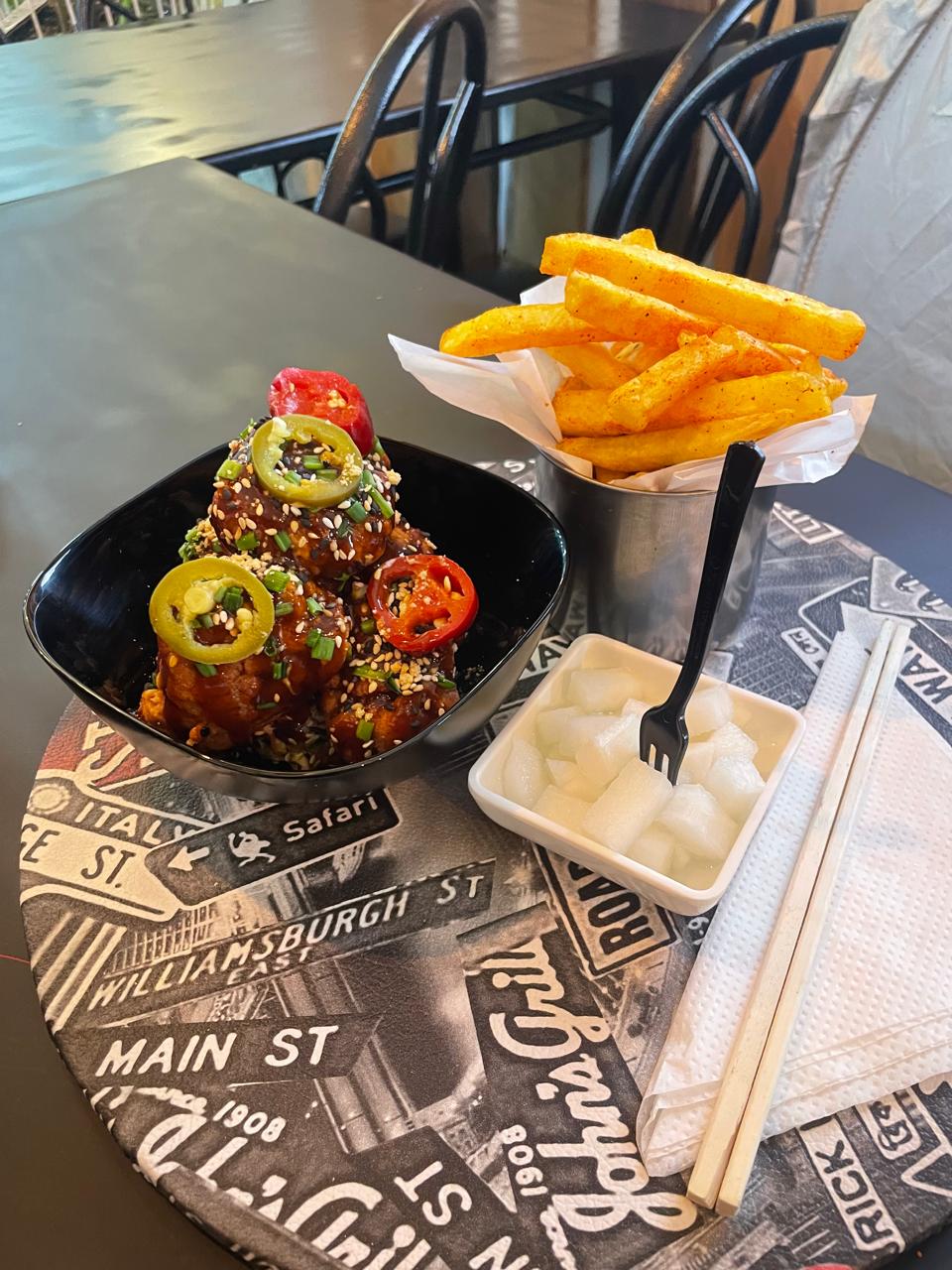 bolitas salsa y papas